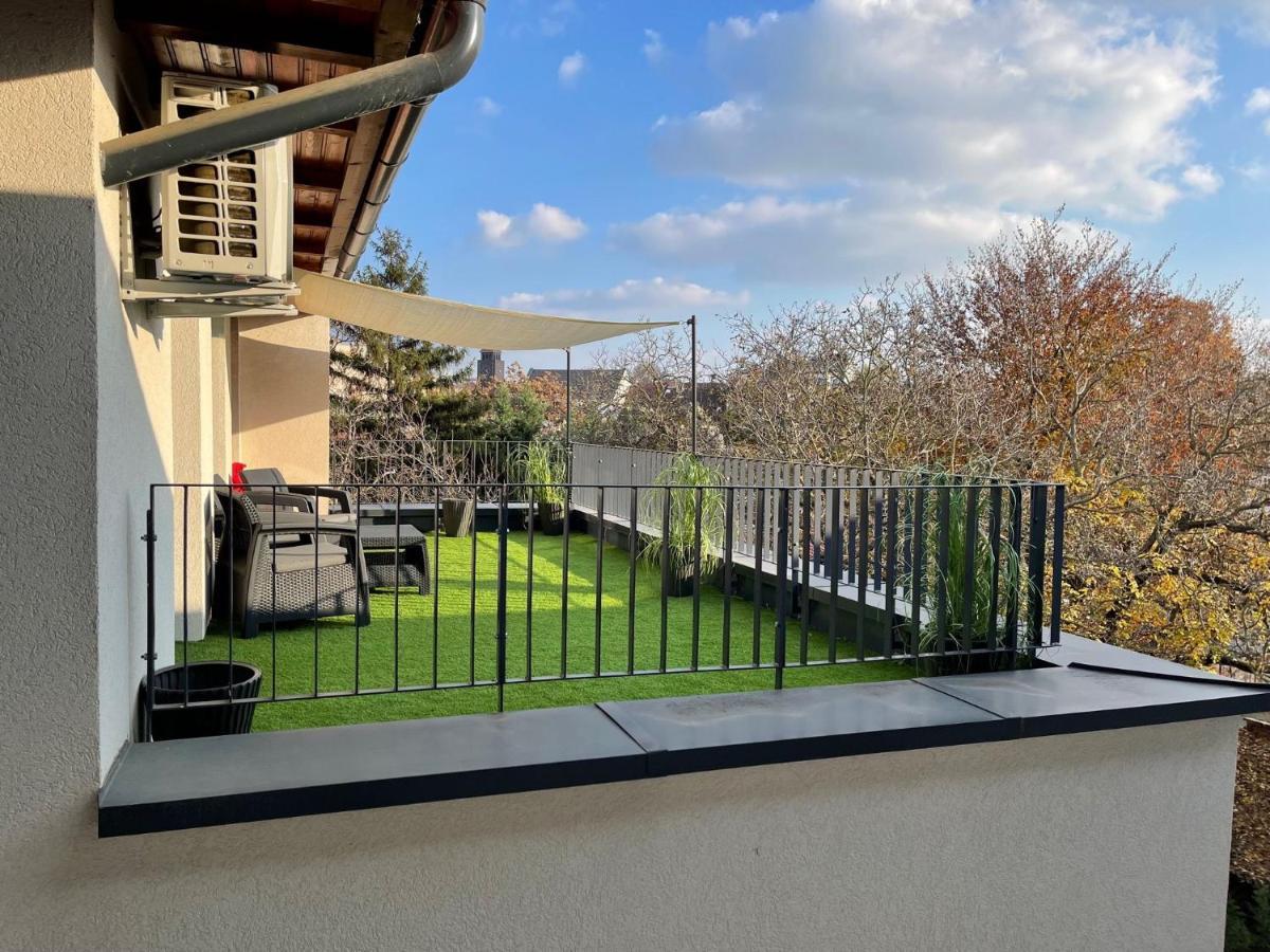 Sun Terrace Mini Penthouse Bestern Сегед Экстерьер фото