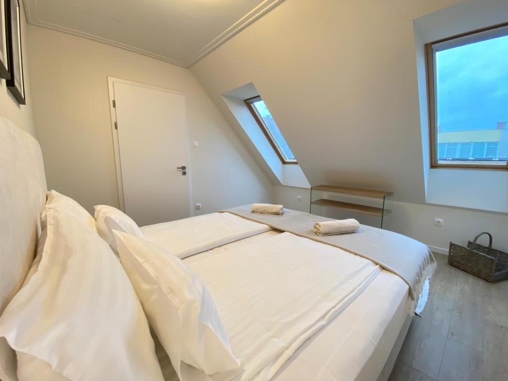 Sun Terrace Mini Penthouse Bestern Сегед Экстерьер фото